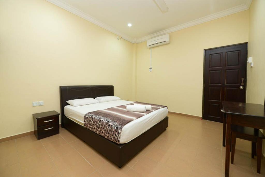 Adina Drive In Motel Langkawi Room photo